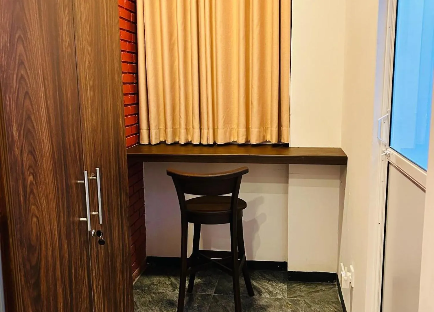 Apartment Unic Residence And Transit Hotel Katunayake Sri Lanka