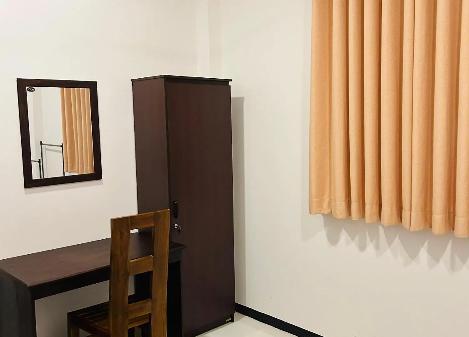 Unic Residence And Transit Hotel Katunayake Sri Lanka